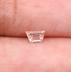 Hot Selling Premium IGI Certified Laser <b>Drilled</b> Lab Grown Trapezoid Cut Loose CVD Fancy <b>Pink</b> VVS Clarity Diamond Fine Jewelry - Product Image 5