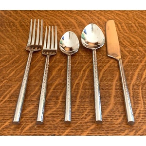 Elegant Gold Finished Cutlery Set-Shining Spoon and <b>Fork</b> with Modern Embossed Handle New Design Knives Spoon for Back to School - Product Image 5