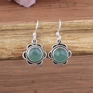 Boucles d'oreilles pendantes de luxe artisanales en argent sterling 925 avec calcédoine bleue naturelle pour femmes, mariage, vente en gros - Product Image 3