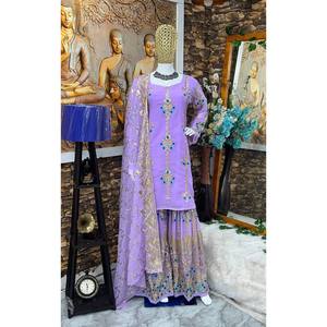 Hermoso conjunto de salwar kameez de poliéster para fiesta, con top y sharara, y dupatta elegante. - Product Image 5