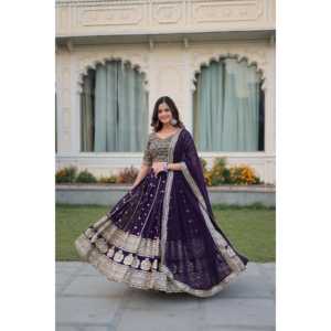 Conjunto Lehenga Choli Purple de Diseñador para Mujer - Product Image 6
