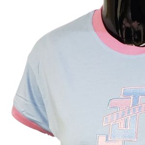 เสื้อยืดสีน้ำเงินสำหรับผู้หญิง สไตล์ลำลอง สตรีทแวร์ ใส่สบาย แฟชั่นไลฟ์สไตล์ เสื้อผ้าสำหรับใส่ทุกวัน - Product Image 3