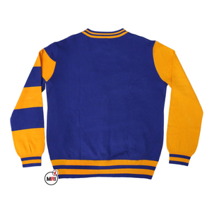 Logos brodés sur des pulls à col en V de haute qualité pour les sororités/fraternités/écoles/collèges/universités, logos sur des cardigans tricotés. - Product Image 3