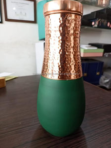 ขวดน้ำทำจากทองแดงแข็งสำหรับใส่น้ำเดือดสำหรับงานปาร์ตี้ภาชนะใส่เครื่องดื่มพลาสติก - Product Image 3