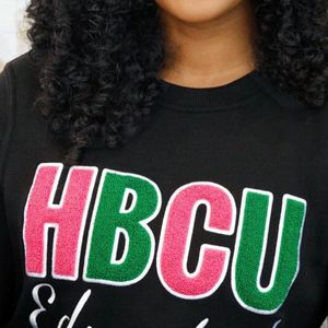 Sudadera Negra HBCU AKA Chenille, Cuello Redondo, Manga Larga, Felpa Suave, Informal, para Mujer, Ropa de Sororidad, Elegante - Product Image 4