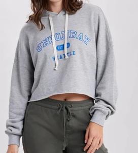 Sudadera con capucha Beautifully Broken Rose Crop - Product Image 5