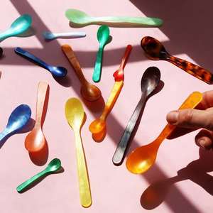 ชุดช้อนเรซิ่นทำมือ ดีไซน์ใหม่ สีสันตามสั่ง สำหรับของหวาน - ผัก - ทนทาน - Product Image 3