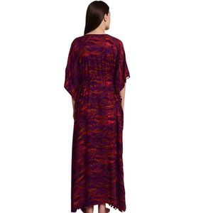 Robe longue kaftan pour femme à imprimé abstrait violet, douce et confortable, idéale pour se détendre - Product Image 3