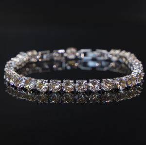 Bracelet tennis classique en moissanite pleine couleur personnalisée, sertissage griffe, pierre ronde violette, bijoux fins sur mesure - Product Image 5
