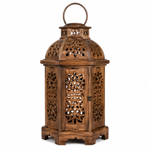 Farol de vela de madera hecho a mano para una decoración del hogar tranquila, que crea un ambiente cálido con artesanía natural. - Product Image 5