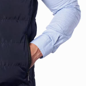 Gilet matelassé léger en duvet personnalisé pour homme, style zippé, collection automne-hiver 2026, tout nouveau modèle. - Product Image 5