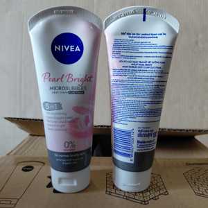 Espuma Limpiadora Facial Nevia Pearl Bright con Microburbujas, Limpieza Profunda con Arcilla, 100g - Product Image 2