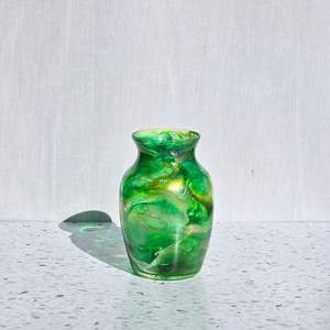 Collection de vases en résine pour la décoration intérieure - Product Image 1