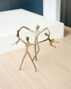 Escultura de Aluminio de Diseño, Elaborada para Complementar la Decoración Moderna con una Expresión Artística Escultural - Product Image 1