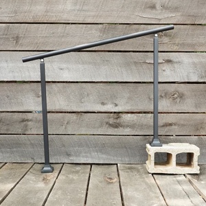 Rampe murale en fer forgé de style minimaliste, résistante à la rouille, pour escaliers extérieurs. - Product Image 5