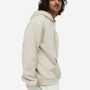 Sudadera con capucha OEM de manga larga con bolsillo canguro, logo estampado y efecto desgastado, de tela gruesa y corte oversize. - Product Image 2