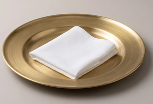 Assiettes de présentation de luxe en métal écologique argentées, tailles et motifs personnalisables, directement de l'usine pour l'hôtellerie - Product Image 3