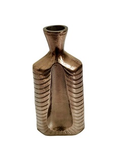 Petit vase à fleurs moderne en aluminium côtelé de luxe pour la décoration de table, de la maison et du bureau, ou pour les mariages - Product Image 4
