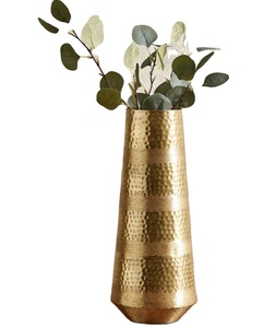 Cuenco de Pedestal de Acero Grabado Clásico, Centro de Mesa Decorativo de Plata Antigua, Decoración para Mesa de Hotel y Hogar, Artículo de Regalo, Decoración para el Hogar - Product Image 2