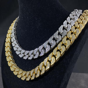 Cadena de Eslabones Cubanos Miami Gruesos de Plata de Ley 925 con Diamantes de Moissanita, Joyería Geométrica Hip Hop para Hombre - Product Image 1