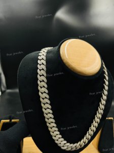 Hip Hop Rhodium Plated 925 Silver - <b>VVS</b> Round Cut Moissanite <b>Diamond</b> Maimi Cuban Link <b>Chain</b> For Unisex - Product Image 4