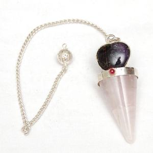 Péndulos de piedras preciosas facetadas para uso espiritual Péndulos de cuarzo rosa con corazón - Product Image 1