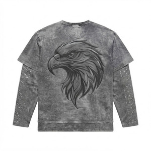 Camiseta Premium para Hombre, Gris, Lavado Ácido, con Diseño Gráfico en Capas, Estilo Urbano, Cuello en V, 100% Algodón, Corte Holgado, Mangas con Pedrería - Product Image 2