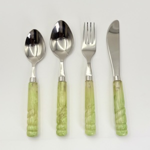Ensemble de couverts en acier inoxydable poli miroir, vaisselle élégante pour la cuisine, les hôtels, les restaurants et la table. - Product Image 3