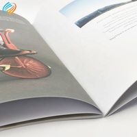 Brochures pour enfants Billie de haute qualité : Impression sur papier spécial, reliure agrafée, estampage à chaud, gaufrage