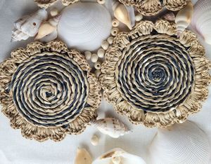 Sous-verre décoratif en rotin et raphia, fait main, en fibres naturelles, accessoire de table pour la salle à manger, les mariages et la décoration intérieure - Product Image 2