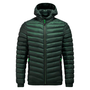 Vestes d'hiver en duvet pour hommes personnalisées avec capuche amovible, veste matelassée vintage résistante à l'eau pour les sports de plein air - Product Image 3