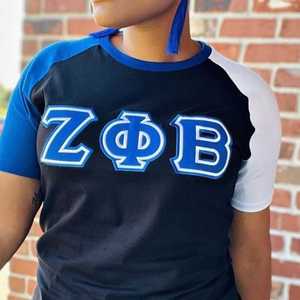 T-shirt à manches raglan Zeta Phi Beta, noir, bleu, blanc, broderie de lettres grecques, t-shirt pour femmes, décontracté, élégant, coupe ajustée - Product Image 5