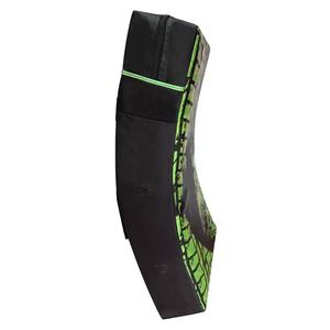 Pads de frappe et de coup de pied pour l'entraînement de Muay Thai en cuir PU - Durables et respirants - Product Image 3