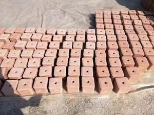 Bloc de sel de l'Himalaya naturel compressé, minéral à lécher pour les animaux de ferme - Product Image 3