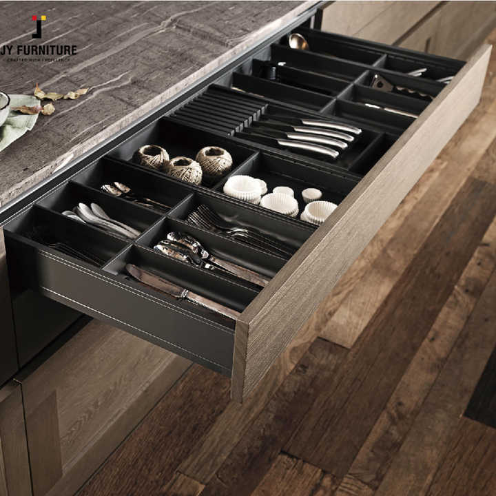 JY Vietnam Factory Sales Solid Wood Dovetail Ready to Assemble Shaker Kitchen Cabinet Organizer and Storage
