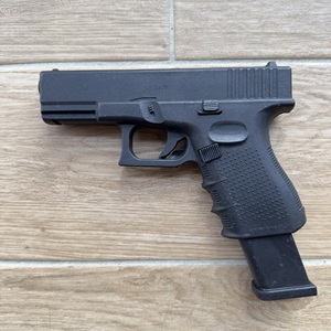 Pistola de entrenamiento compacta G19 para artes marciales, construcción sólida, tienda de fábrica de Taiwán - Product Image 4