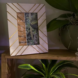 Elegante Marco de Fotos de Resina y Latón, Moderno Marco de Fotos de Resina y Madera, Regalos Personalizados para el Hogar, Producto de Alta Demanda en India - Product Image 6