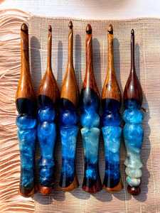 Handmade Blue Resin Wood Crochet <b>Hook</b> | Ergonomic Design | Eco-Friendly Durable | Ocean Style Crochet Knitting Tool Customizable - Product Image 4