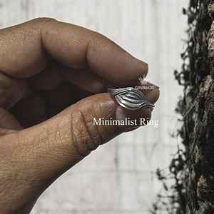 Anillo de Hoja de Plata de Ley Rústico Hecho a Mano, Joyería Fina Única, Banda Ondulada Estilo Boho, Inspirado en la Naturaleza, Clásico, Regalo de Compromiso o Aniversario - Product Image 6