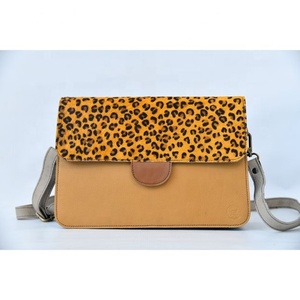 Fashion Designed Simple Full grain <b>soft</b> real <b>Leather</b> crossbody phone case purse wallet pouch with shoulder strap - Product Image 1