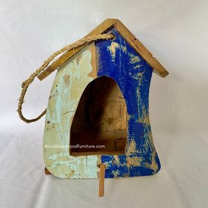 Nichoir pour oiseaux en bois recyclé, fait main, durable, en forme de bateau, couleur bois vieilli, cage à oiseaux originale, pour petits oiseaux d'extérieur - Product Image 1