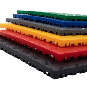 Baldosas de Plástico PP Encajables para Piso de Garaje, Removibles, Antideslizantes e Impermeables para Almacenes y Talleres de Reparación de Automóviles - Product Image 1