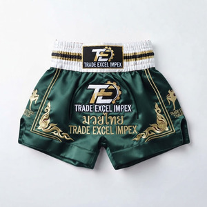 Shorts de Muay Thai sur mesure, nouveau style, couleur unie sur le devant, écologiques, respirants, séchage rapide, taille élastique, fabriqués au Pakistan pour hommes - Product Image 5