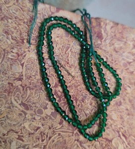 Perles de zircon cubique (CZ) vertes facettées de 2,50 mm, 14 pouces, pour bijoutiers et autres bijoux en diamant - Product Image 2