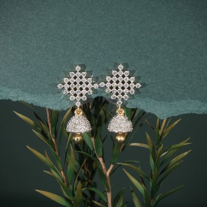 Pendientes Colgantes de Oro Amarillo de 14K con Diseño de Campana y Diamantes Cultivados en Laboratorio, Joyería Fina de Lujo para Mujer, para Bodas - Product Image 3