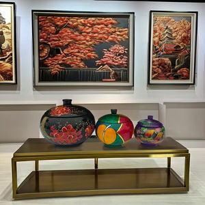 High Quality Handicraft Products Wholesale Customized Pattern Lacquer Round Big Box <b>Lacquerware</b> Box From Vietnam Manufacturer - Product Image 1