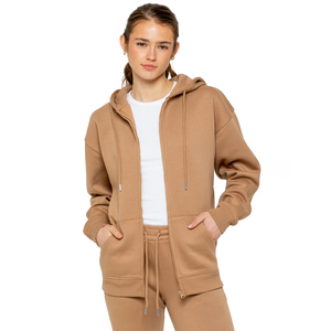 Sudadera Extra Grande Esencial para Mujer – Estilo Urbano Minimalista, Sudadera Clásica y Cómoda – Sudadera Esencial de Uso Diario con Tacto Suave - Product Image 1