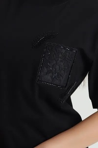 เสื้อยืดเอเวอร์โกลว์ มินิมอลลิสต์ คอกลม สีพื้น ระบายอากาศได้ดี เป็นมิตรกับสิ่งแวดล้อม ไซส์พลัส ผ้าโพลีเอสเตอร์/คอตตอนเจอร์ซีย์ สำหรับผู้หญิง สไตล์ลำลอง ฤดูใบไม้ร่วง - Product Image 3