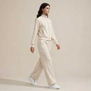 Conjunto Deportivo para Mujer de Color Sólido con Cierre de Cremallera, Chaqueta con Cuello Alto y Pantalones con Dobladillo Dividido - Product Image 4