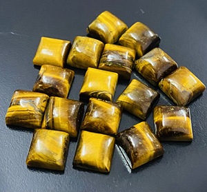 พลอยตาเสือทรงเหลี่ยมสีน้ำตาลทองธรรมชาติ สำหรับแบรนด์เครื่องประดับบูติก ขายส่งจำนวนมาก - Product Image 1